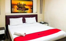 RedDoorz At Hotel Gajah Mada Palu